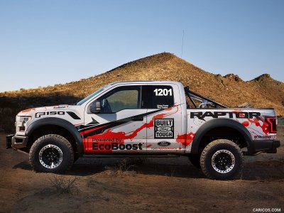 2017_ford_f-150_raptor_race_truck_5_1600x1200.jpg