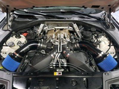 Engine Bay 2.jpg