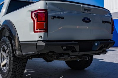 2018-ford-raptor-rear-bumper.jpg