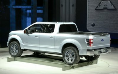 Ford-Atlas-Concept-rear-three-quarters.jpg