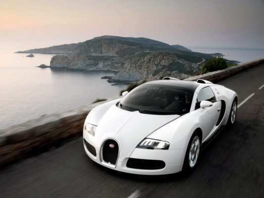 2009-bugatti-164-veyron-grand-sport-on-the-road.jpg