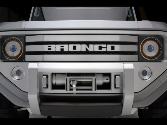 2004-Ford-Bronco-Concept-Grille-1280x960.jpg