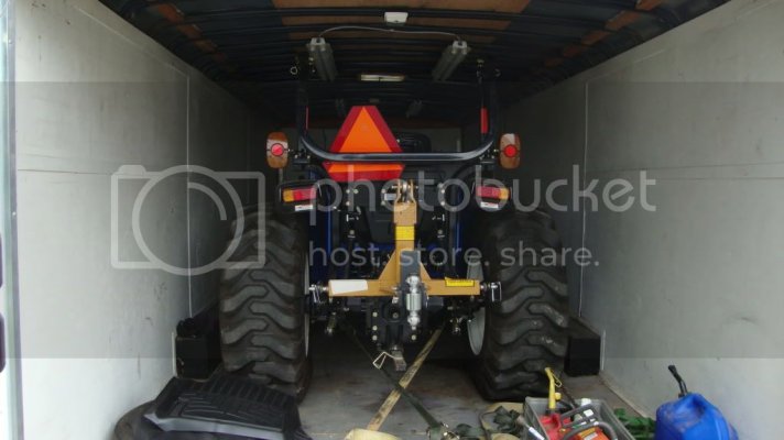 Tractorintrailer001.jpg