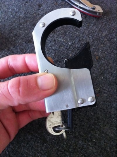 0763013t-masterlock-tailgate-lock-image-3548654500.jpg