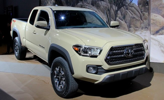 2016-Toyota-Tacoma-11.jpg