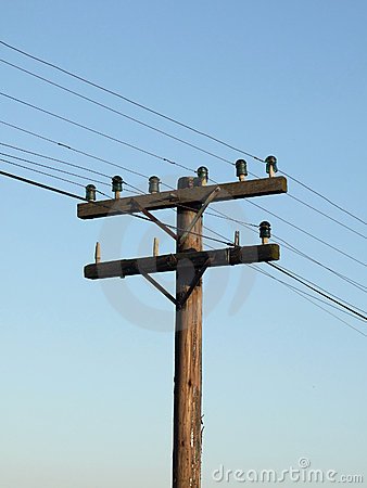 telegraph-pole-11108203.jpg