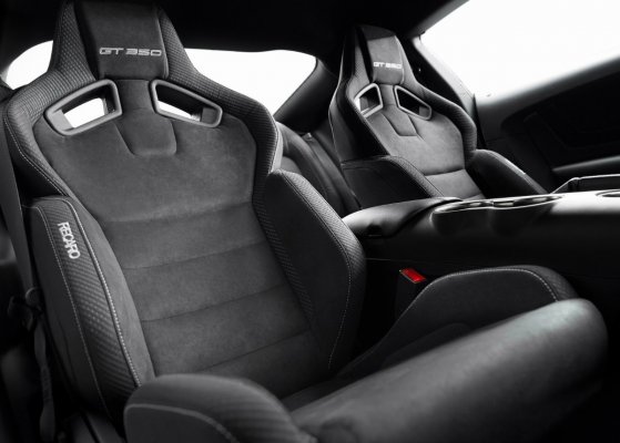 50-mustang-performance-luxury-seats-coming-90933_1.jpg