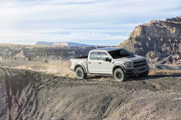 2017-ford-raptor.jpg