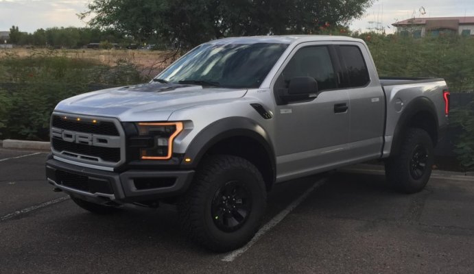 2017-ford-raptor-in-ingot-silver-847x491.jpg