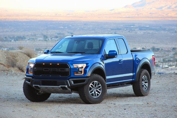 2017-Ford-Raptor-Review9.jpg