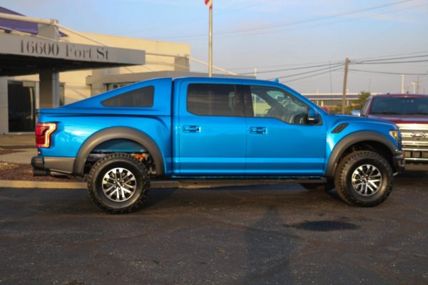 ford-f150-raptor-aerox-mvs-truck-topper-1024x683.jpg