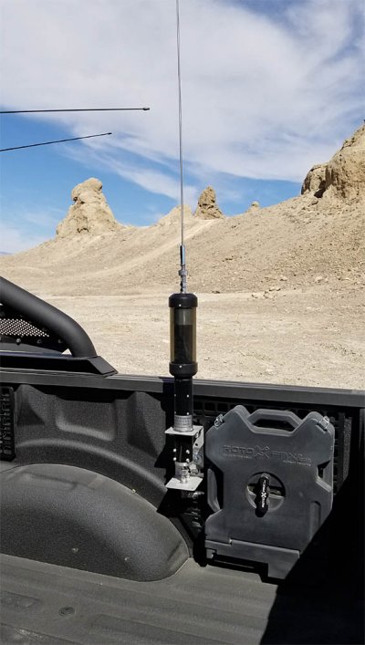 Truck_radios_04.jpg