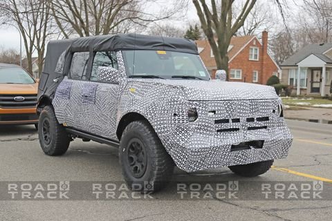 bronco-offroad-021-1580158695.jpg