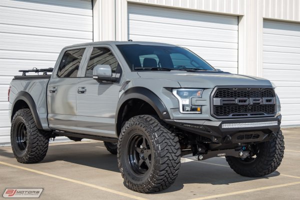 1-Used-2017-Ford-F-150-Raptor-Signature-Series3-M.jpg