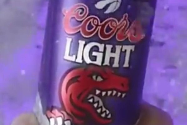 20490219_web1_raptors-coors-light.jpg