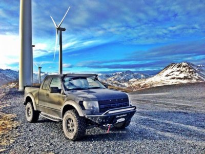 ford-raptor-stealth-front-bumper.jpg