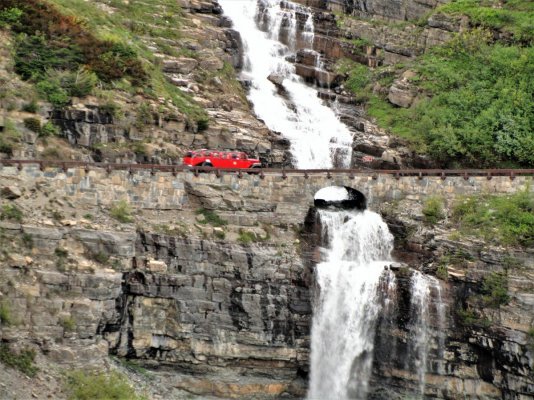 GLACIER NP 738.JPG