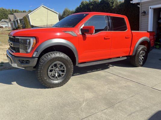 2022 Ford F150 Raptor.jpg