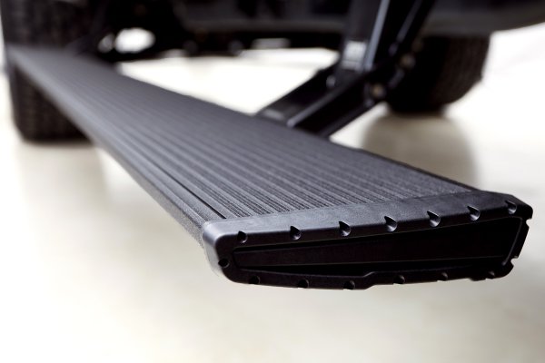 powerstep-xtreme-truck-running-boards-front.jpg