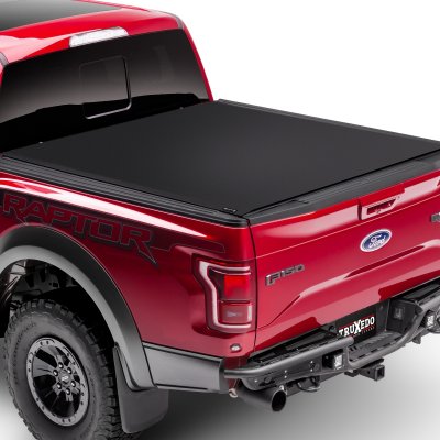 sentry-ct-tonneau-cover-closed.jpg