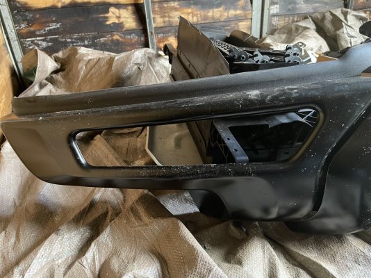 Raptor 2024 R bumper 2.jpg