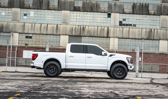 SV605 F150 Raptor Matte Black Joshua-20.jpg