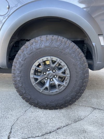 37PKG WHEEL TIRE.jpg