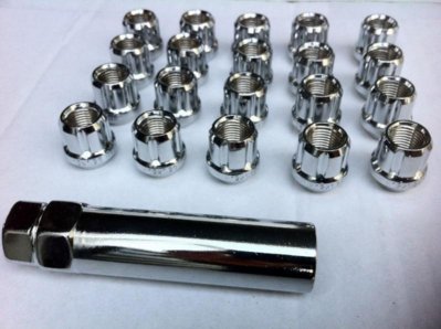 open end spline lug nuts.jpg