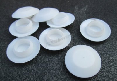 white-plastic-hole-plugs-1-2-plug-buttons-caps-flush-type-3.jpg