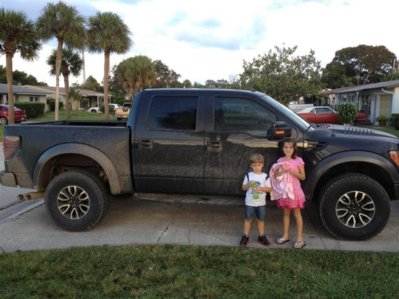 Raptor_Dirty_2_with_kids (Medium).jpg